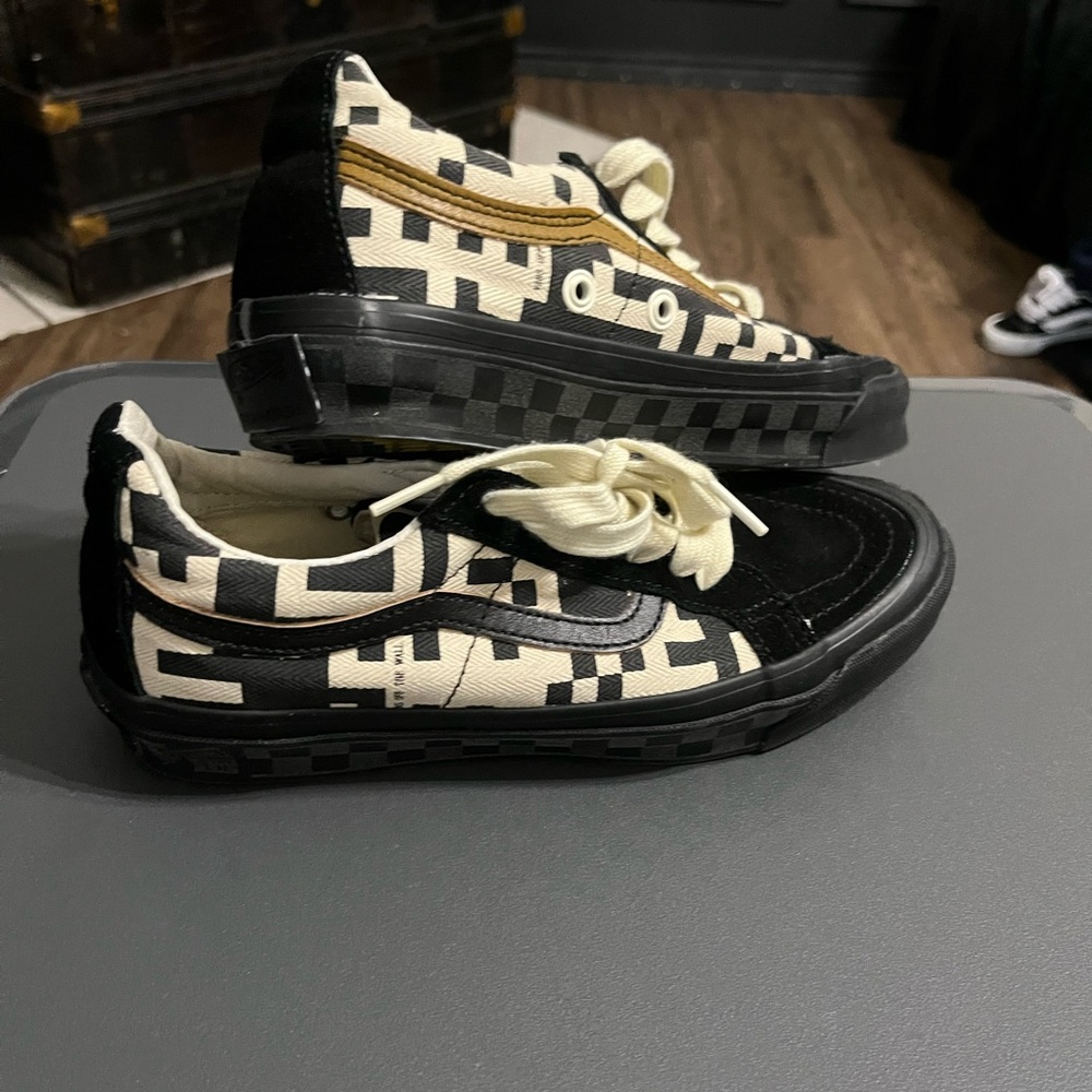 Vans Black and Cream Men's Shoes